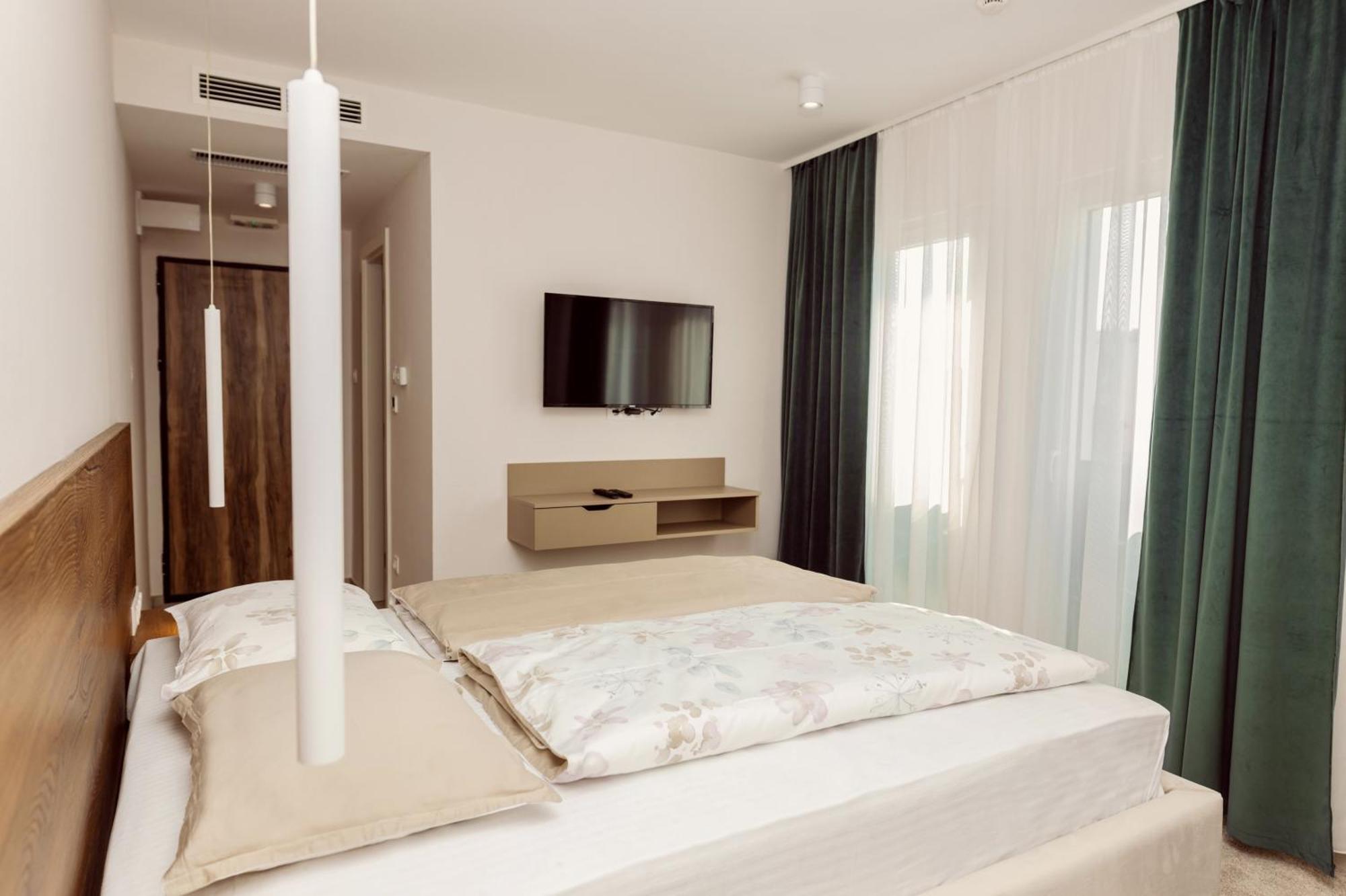 Hotel Marina Home Prijedor Bagian luar foto